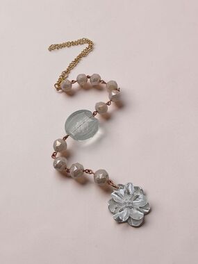 White Flower Car Charm with Peach Beads – Handmade Elegant Rearview Mirror Acces